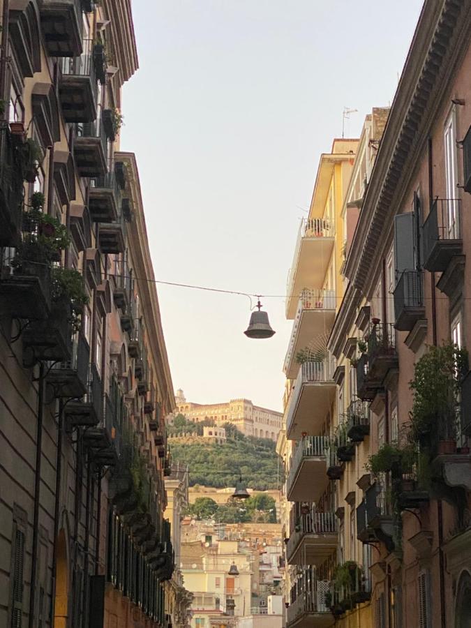 Апартаменты Casa Gioia, Tra Palazzo Reale,Lungomare E Monte Echia Неаполь Экстерьер фото